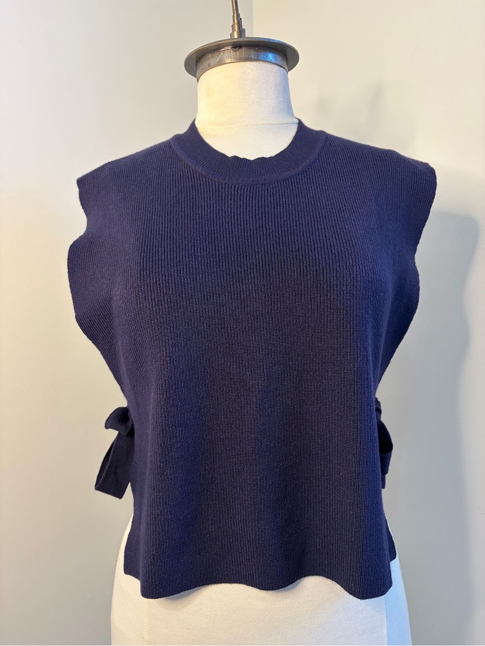 Gabby Isabella Navy Ribbed Knit Vest